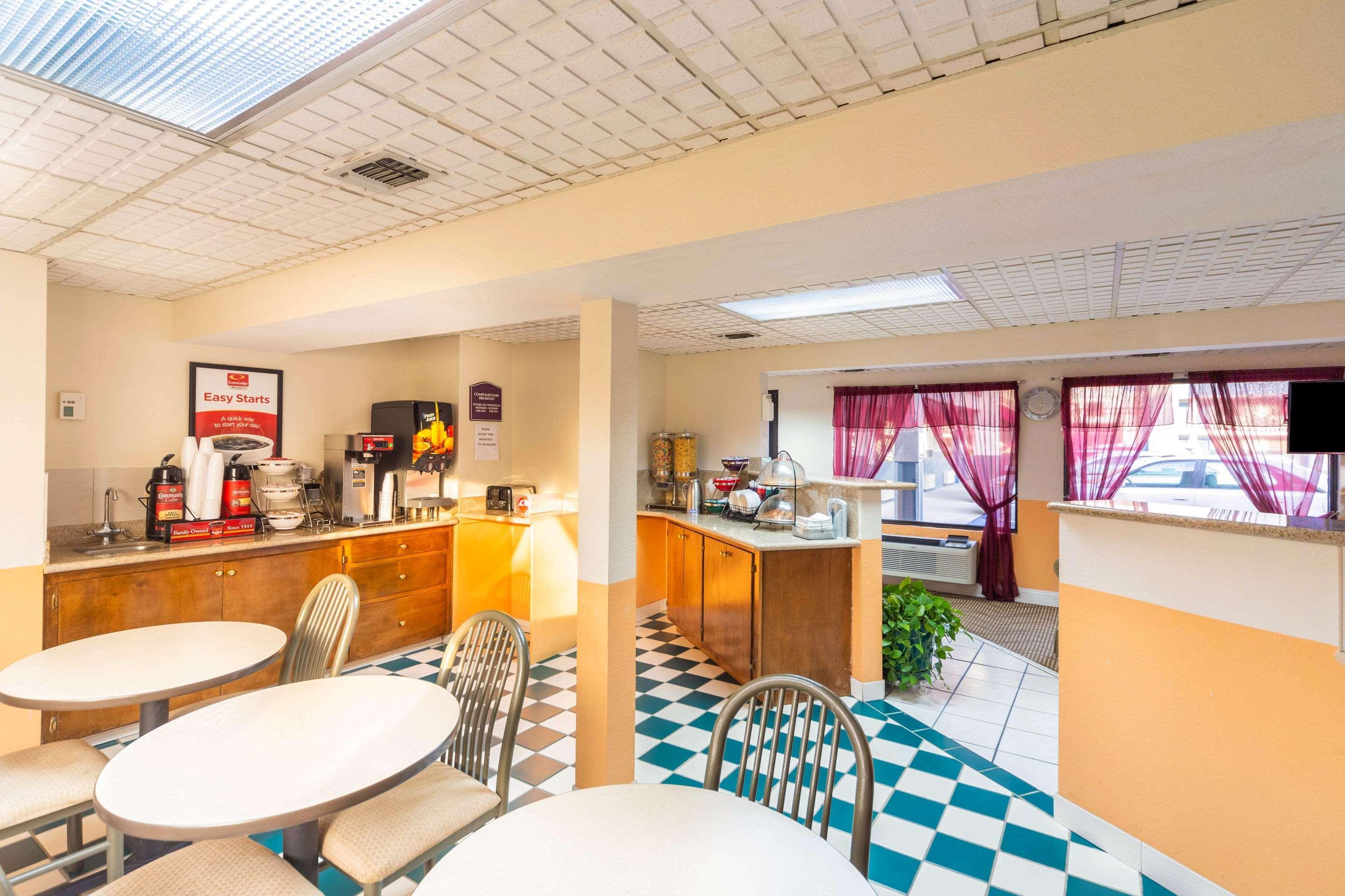 EconoLodge Laurel Extérieur photo